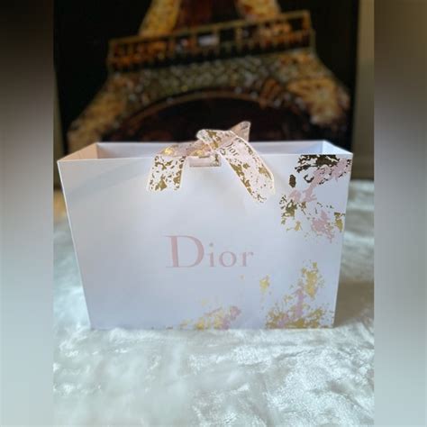 dior mothers day art of gifting clutch gift with purchase|dior gift box wrapping.